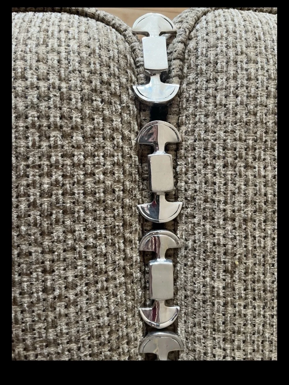 Pier 1 Shiny Silver Color Napkin Rings Set of 6 Unique Shape